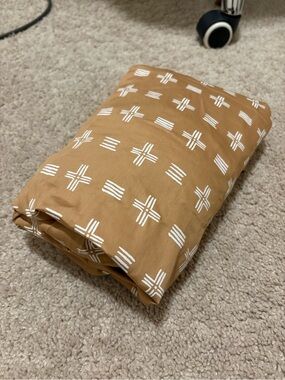 Crane Baby Kendi Crib Sheet - Copper Dash